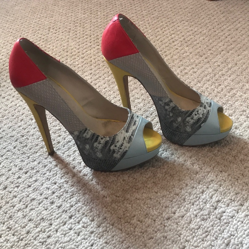 fun pumps! ❤️ - Picture 4 of 8